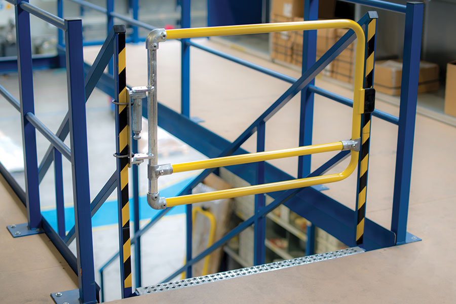 Self Closing Safety Gate
